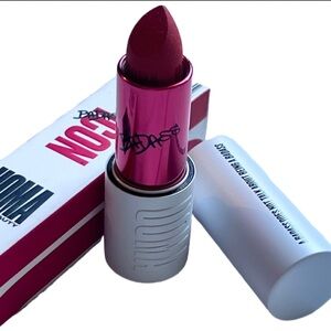 UOMA Badass Icon Lipstick Shade Tina ⭐️